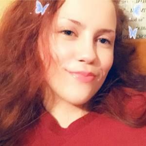 Meet your Posher, Caitlin